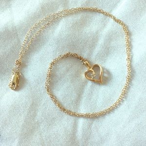 Beautiful gold heart and chain necklace